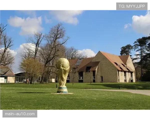 特写：克莱枫丹国家技术学院迎来首批“足球数据科学”硕士学员